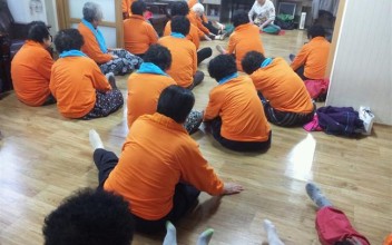 실버건강체조교실종강 이미지